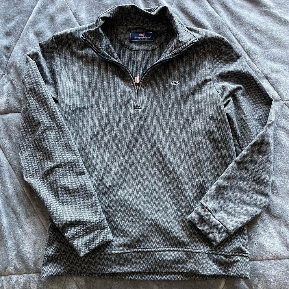 Vineyard Vines 1/4